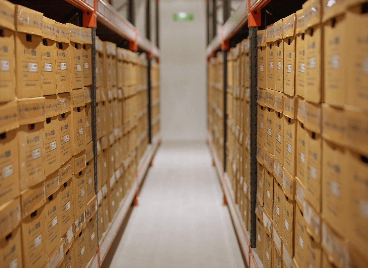 record-management-banner-image-kayman-vaults